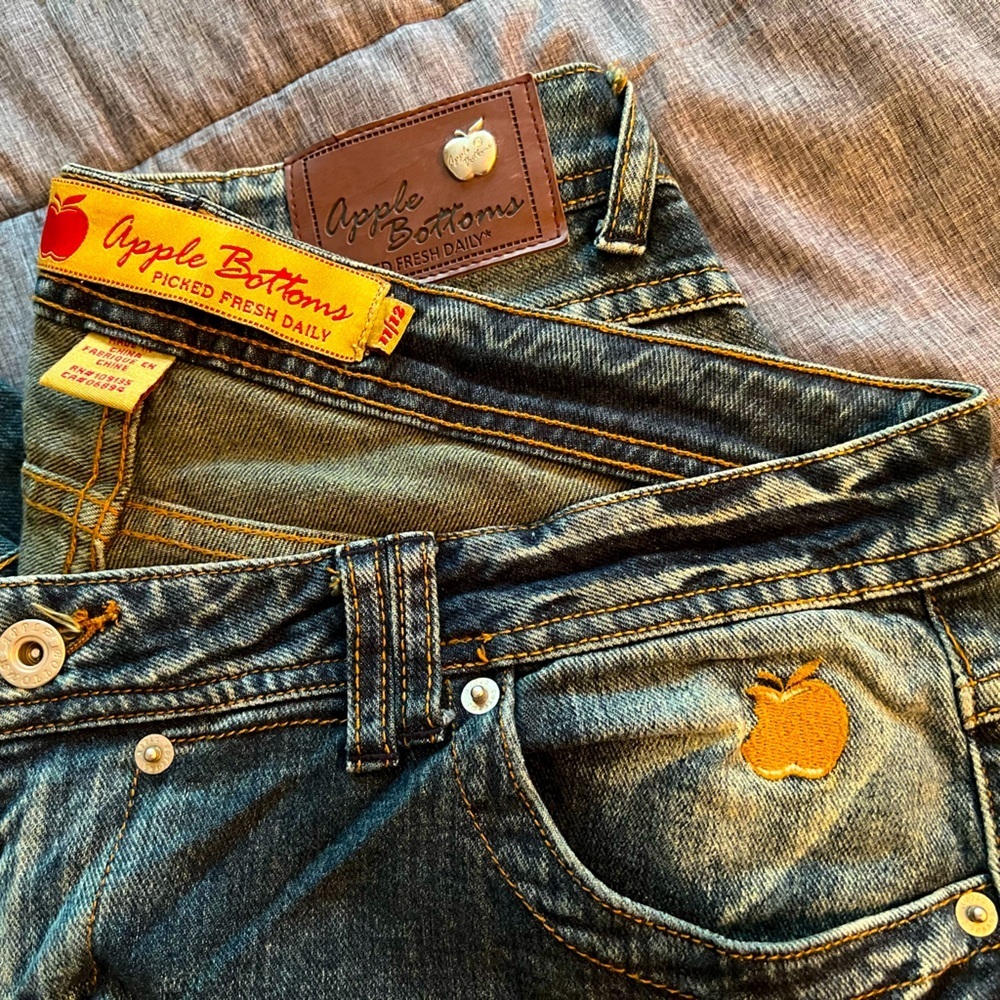 Apple Bottoms Jeans Denim Capris Y2K Vtg Sz 11/12
